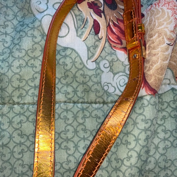 Givenchy Gold Pandora Crossbody Bag - Picture 8 of 8